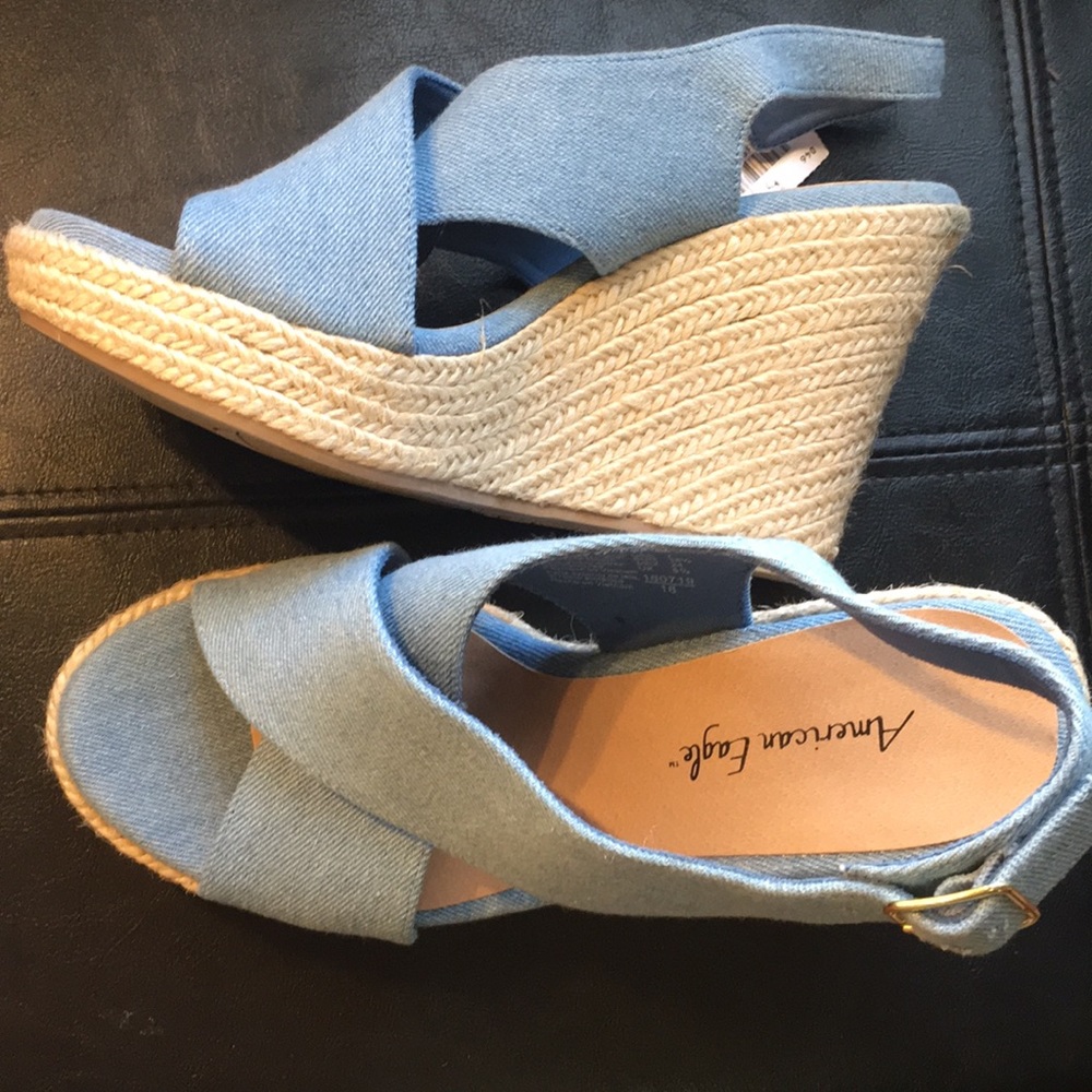 Size 7 American Eagle wedges